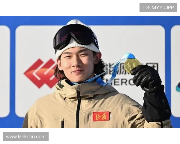 苏翊鸣教练30秒拒绝高薪邀约